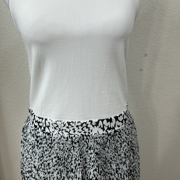 TED BAKER YONDIA SLEEVELESS FLORAL FIT & FLARE PLEATED US 10 OR TED SZ 3 - Picture 7 of 14